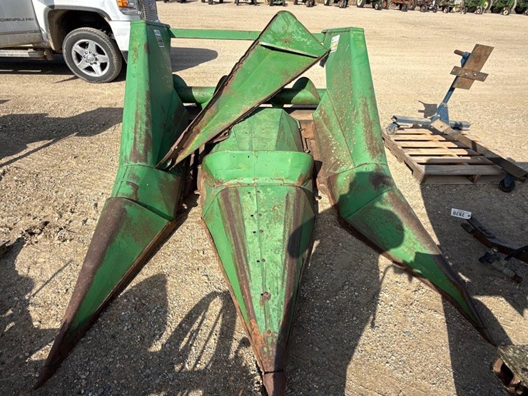 john-deere-244-image-1