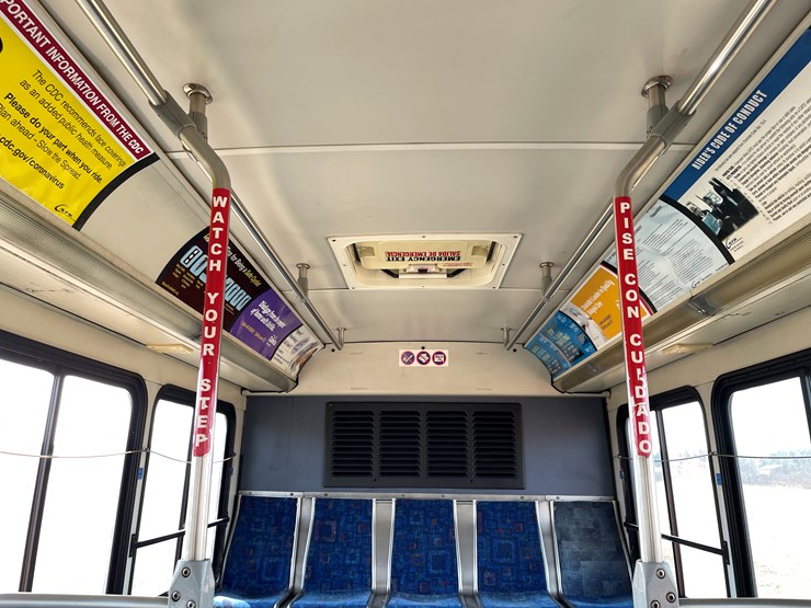 #167-•-2004-gillig-passenger-bus-(has-wi-title)-image-39