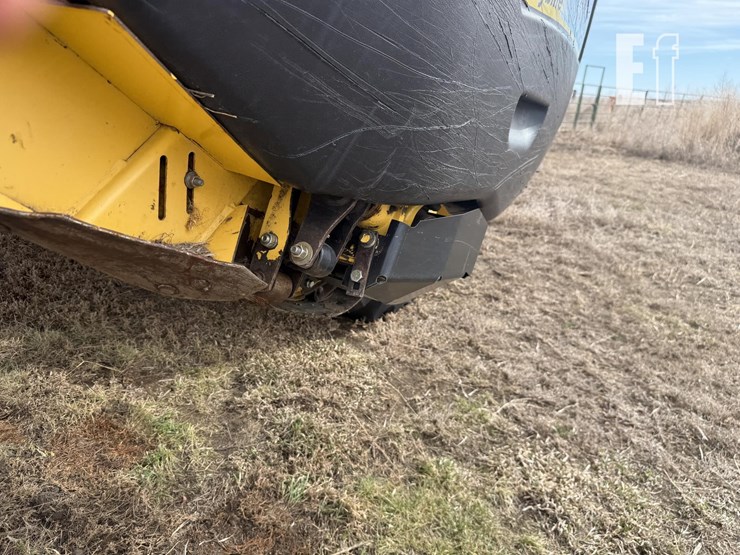 2008-new-holland-h8040-image-2