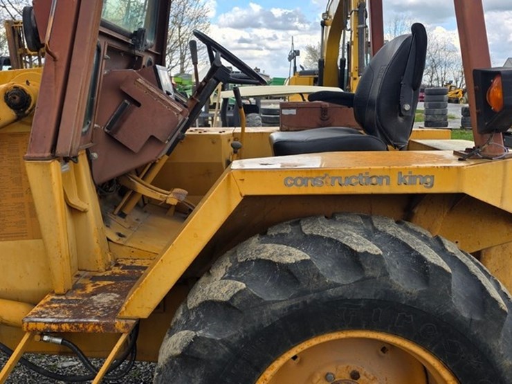 1990-case-480f-image-14