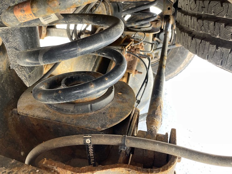 2015-dodge-2500-image-35