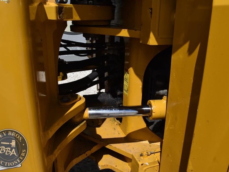 2015-kawasaki-95z7-image-29