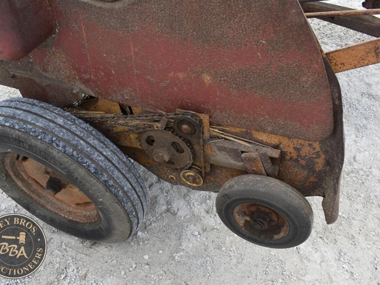 new-holland-78-image-18