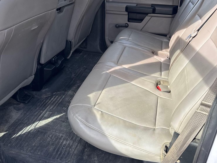 2018-ford-f250-xl-image-12