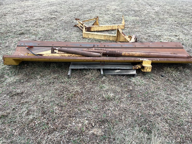 #10681-•-12'-6"-falls-wing-plow-image-6