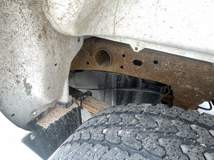 2015-chevrolet-2500-image-28