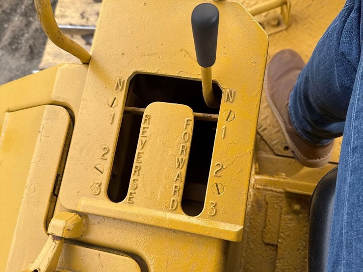 1981-caterpillar-d6d-image-21