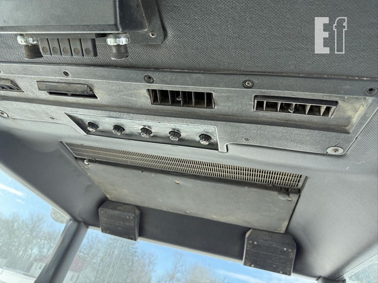 john-deere-4440-image-41