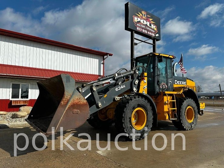 deere-624k-image-1