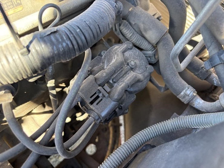 2017-toyota-8fgu30-image-37