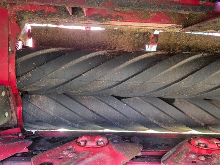 2023-case-ih-dc135-image-47