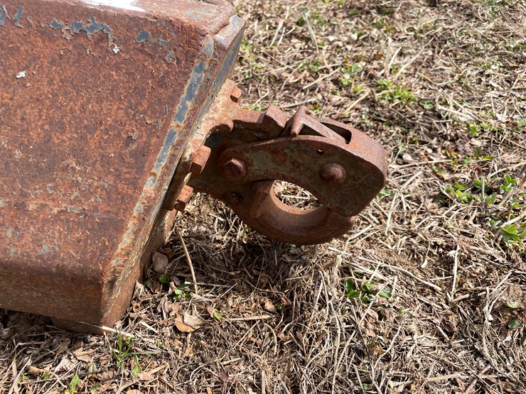 #208-•-loader-mount-lifting-jib-attachment-image-11