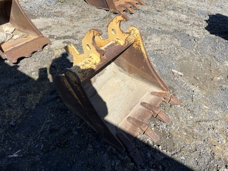 john-deere-24-image-2