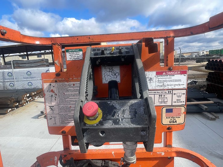 2014-jlg-1930es-image-24