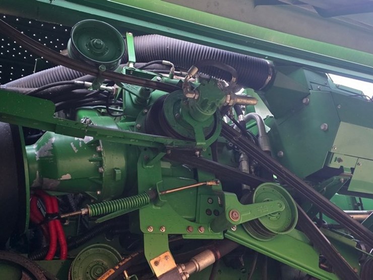 2013-john-deere-s680-image-51