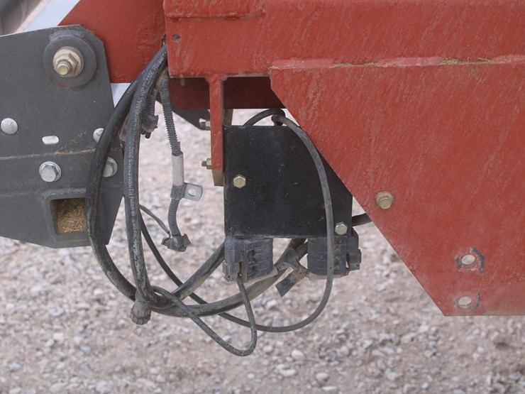 hesston-4910-image-59