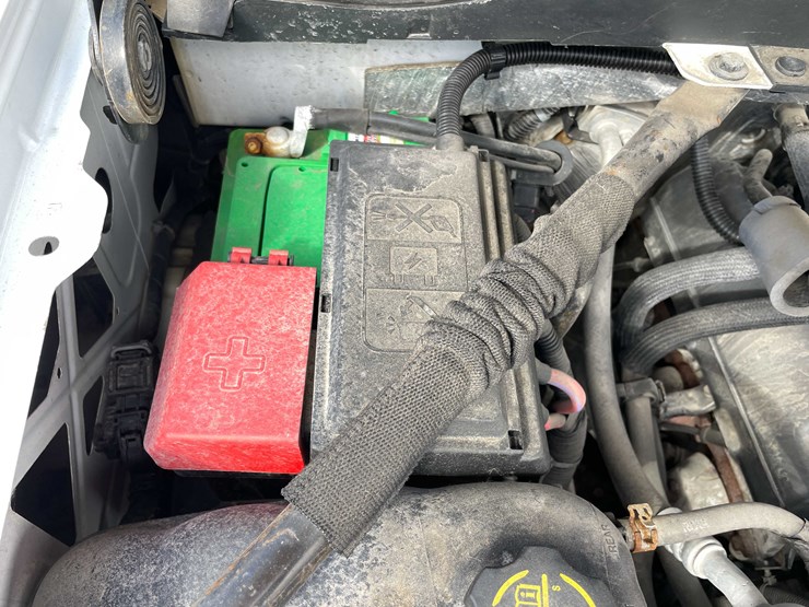 2014-chevrolet-1500-image-10