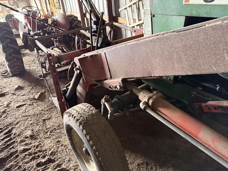 1968-oliver-1550-image-10