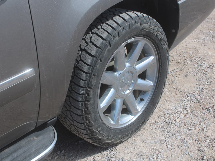 2012-gmc-yukon-image-12