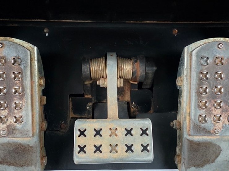 2006-caterpillar-963c-image-92