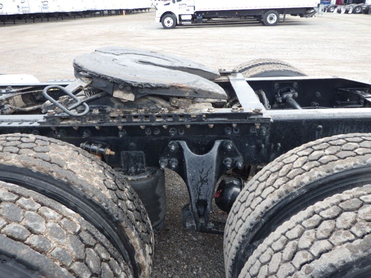 2019-international-lt-image-17