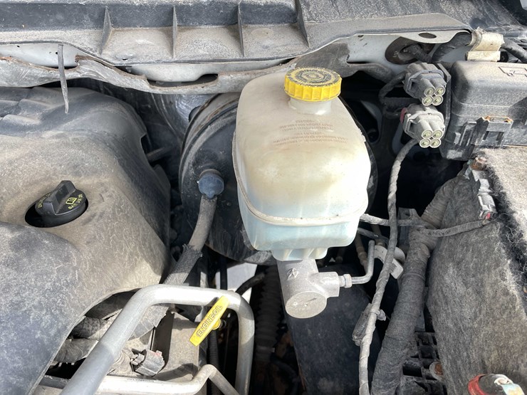 2015-dodge-2500-image-16