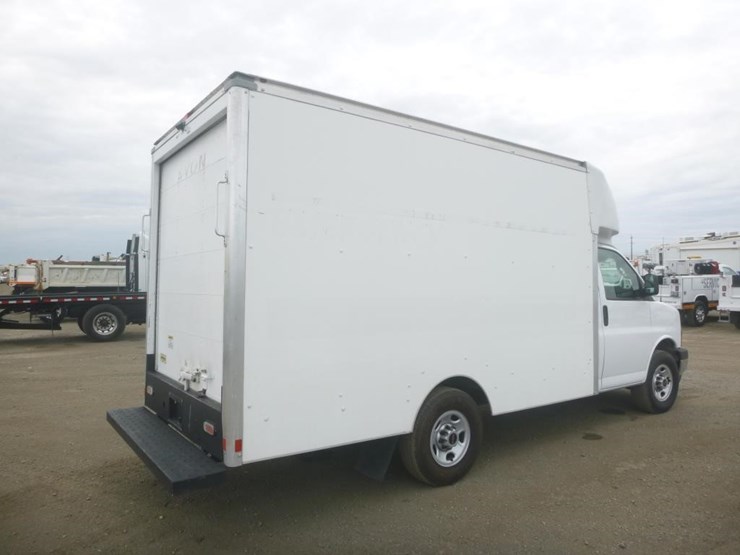 2021-gmc-3500-image-3