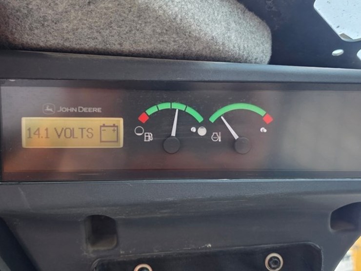 2021-deere-325g-image-67