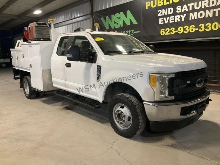 2017-ford-f350-image-2