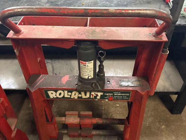 pair-of-rola-a-lift-6000-lb-machinery-movers-model-m6-image-2