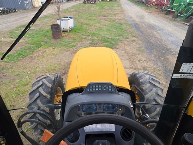 2006-new-holland-ts135a-image-78