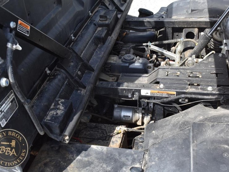 2023-kubota-rtv-x1120-image-18