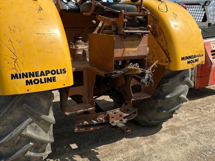 minneapolis-moline-g705-image-9