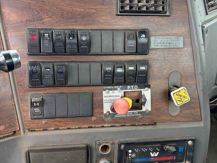 1999-caterpillar-c12-image-14