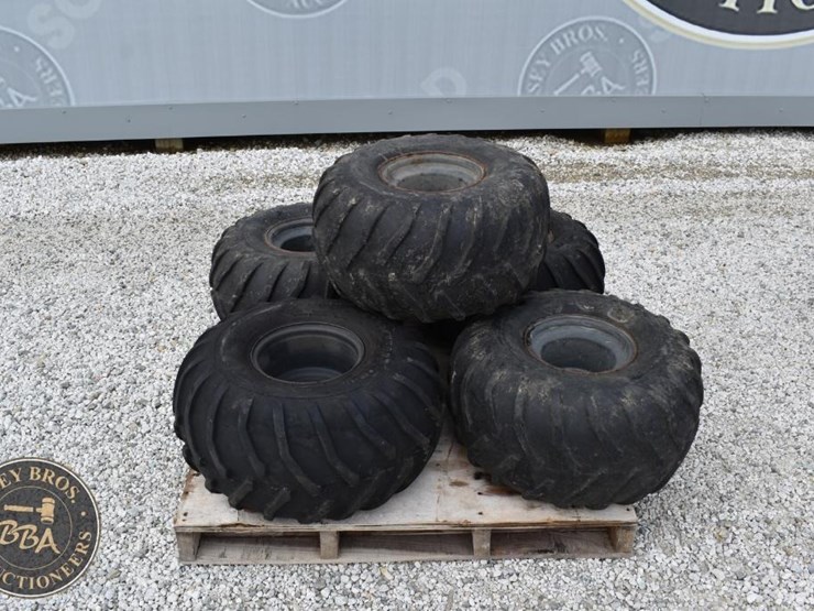 2006-argo-avenger-8x8-42787-image-19