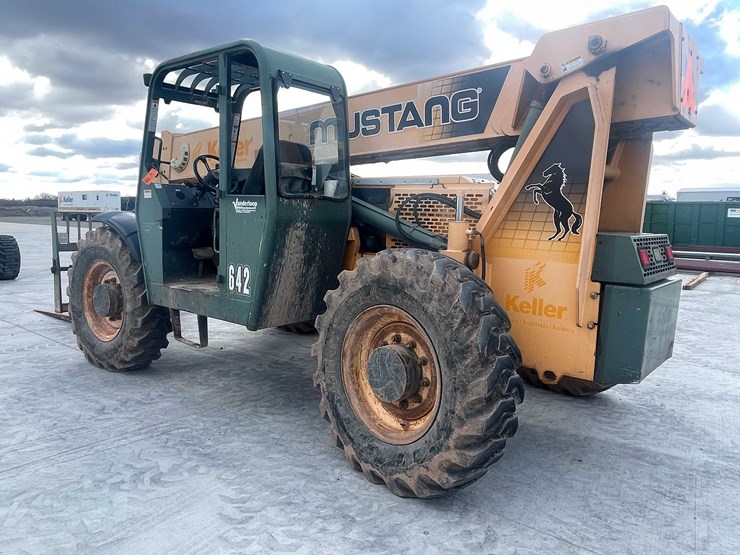 2007-mustang-642-image-7