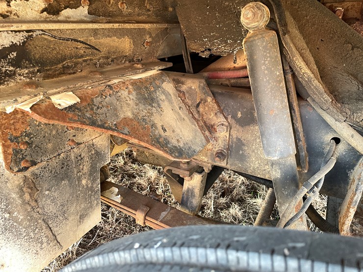 #164-•-2005-freightliner-box-truck-(has-wi-title)-image-35