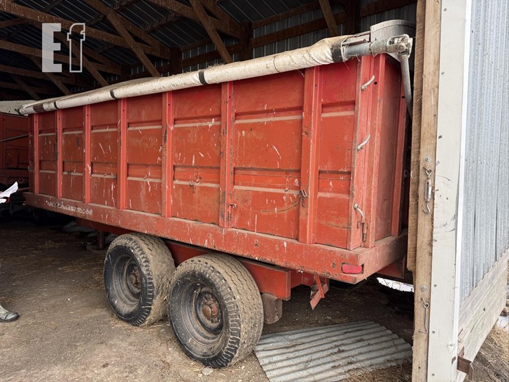 massey-14ft-gooseneck-grain-box-trailer-image-4