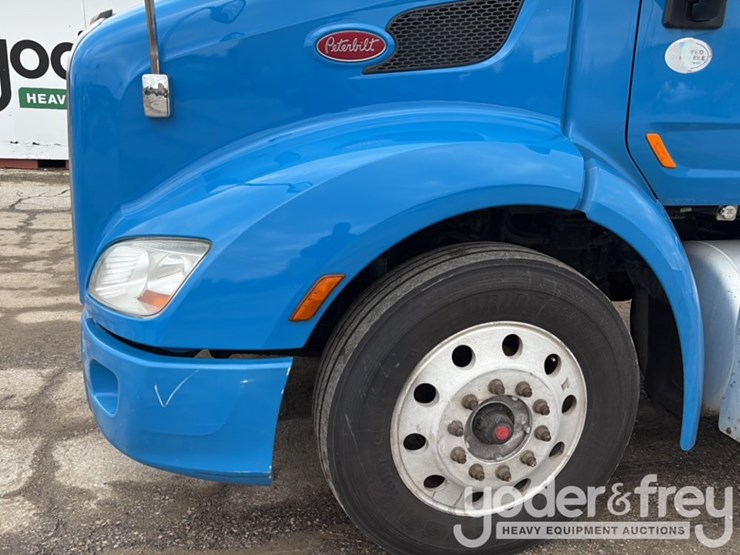 2018-peterbilt-579-image-7