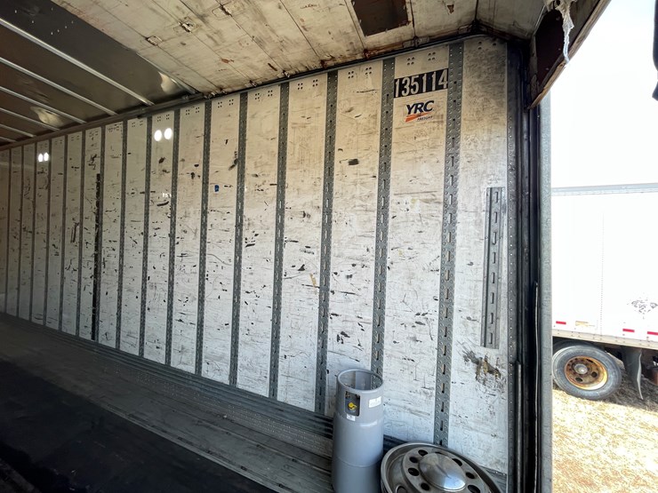 #158-•-2017-wabash-single-axle-semi-trailer-(has-wi-title)-image-32