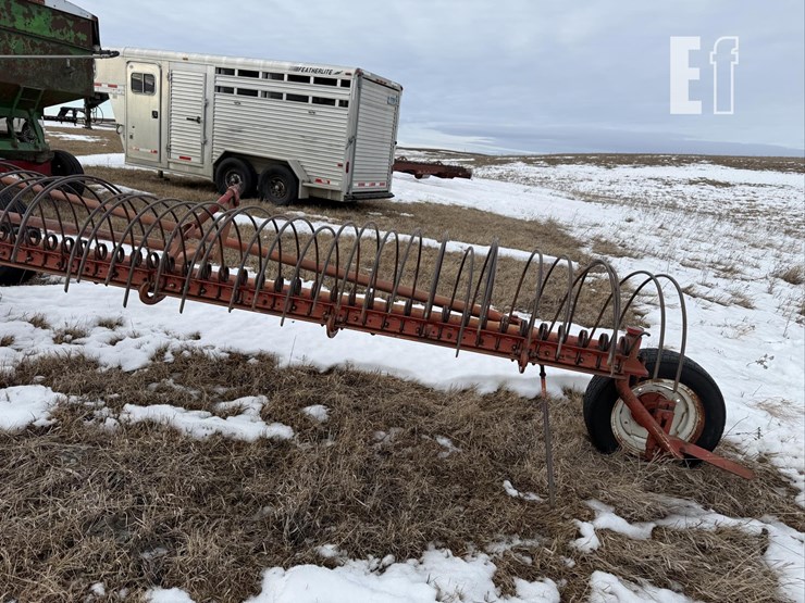 rowse-42ft.-dump-rake-268-image-4