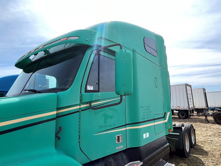 2002-caterpillar-c15-image-15