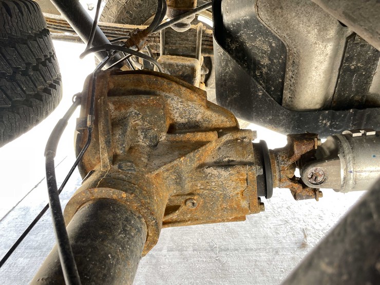 2015-chevrolet-1500-image-37