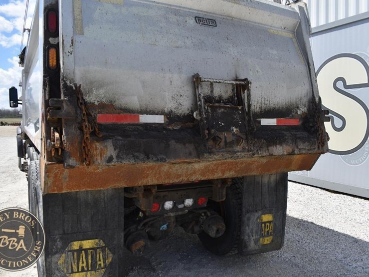 2019-kenworth-t880-image-18