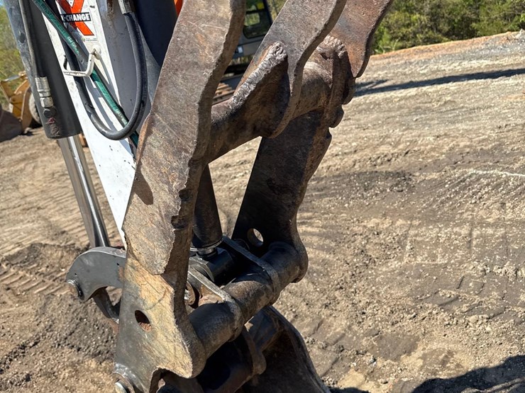 2012-bobcat-e50-image-9