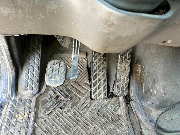 2000-sterling-l9500-image-22