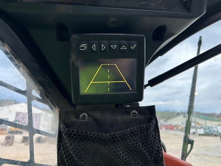 2020-deere-332g-image-20