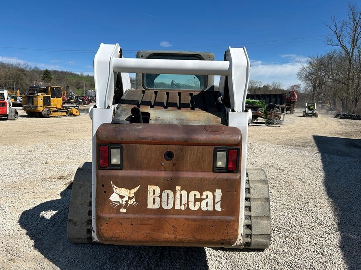 bobcat-t300-image-3