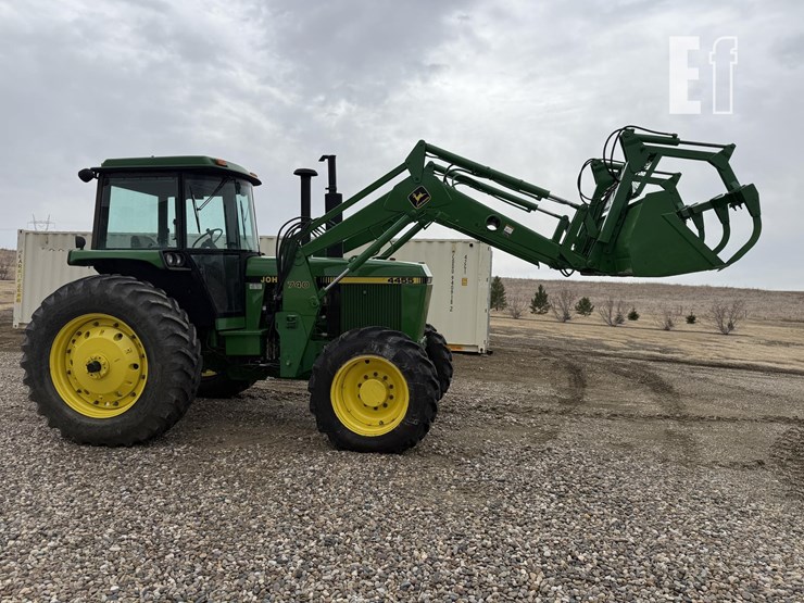 john-deere-4455-image-1