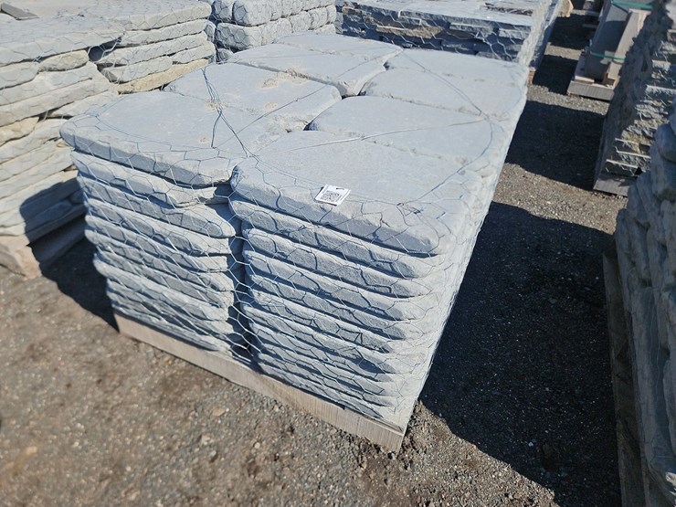 tumbled-bluestone-pavers-image-1